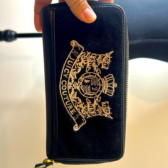 Juicy Couture Scottie Charm Y2K Wallet - Picture 2 of 10